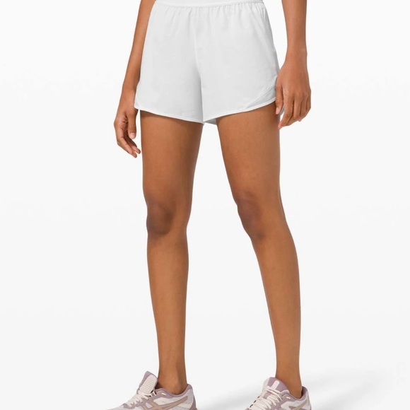 Lululemon Hotty hot shorts HR logo - Picture 2 of 3